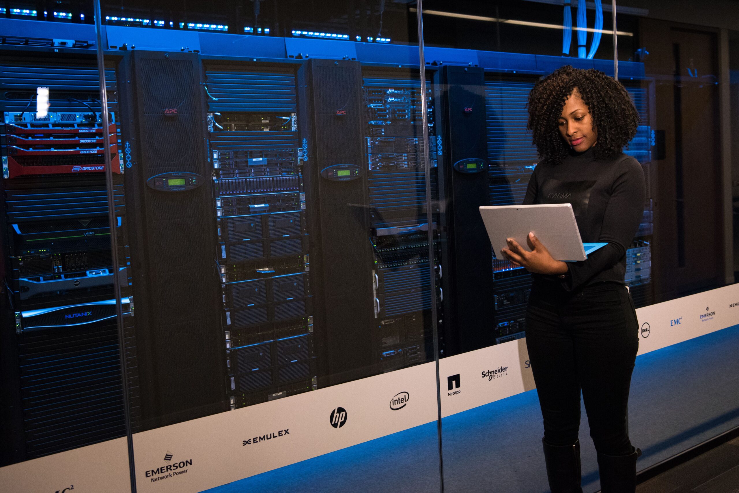 Search traffic and crawl data monitored in the weeks after a migration